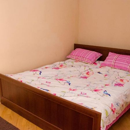 Svobody Avenue Apartment Lviv Exteriör bild