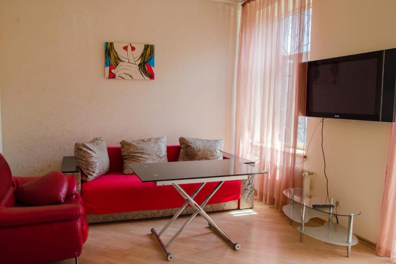Svobody Avenue Apartment Lviv Exteriör bild